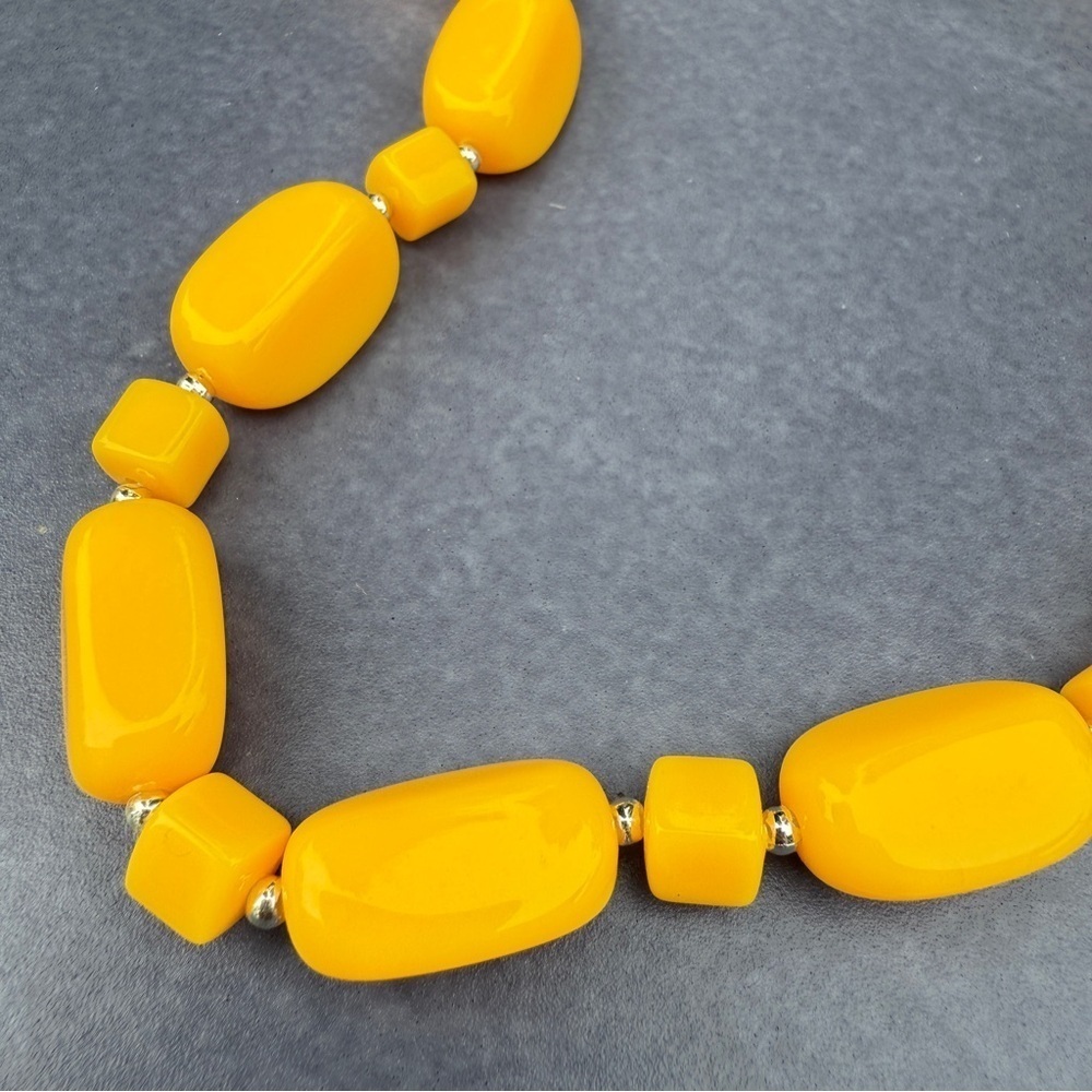 Vintage 1960s Mod Yellow Plastic Bead Necklace